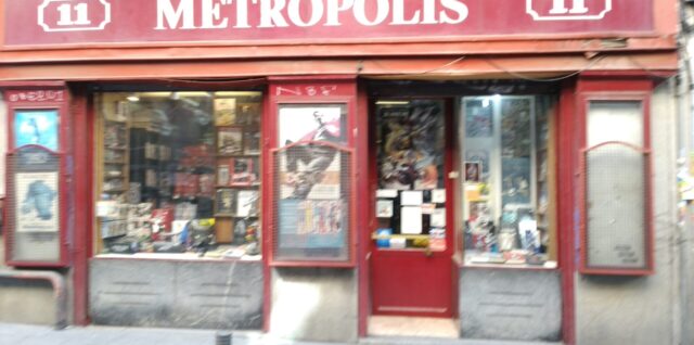 メトロポリスの店頭の写真