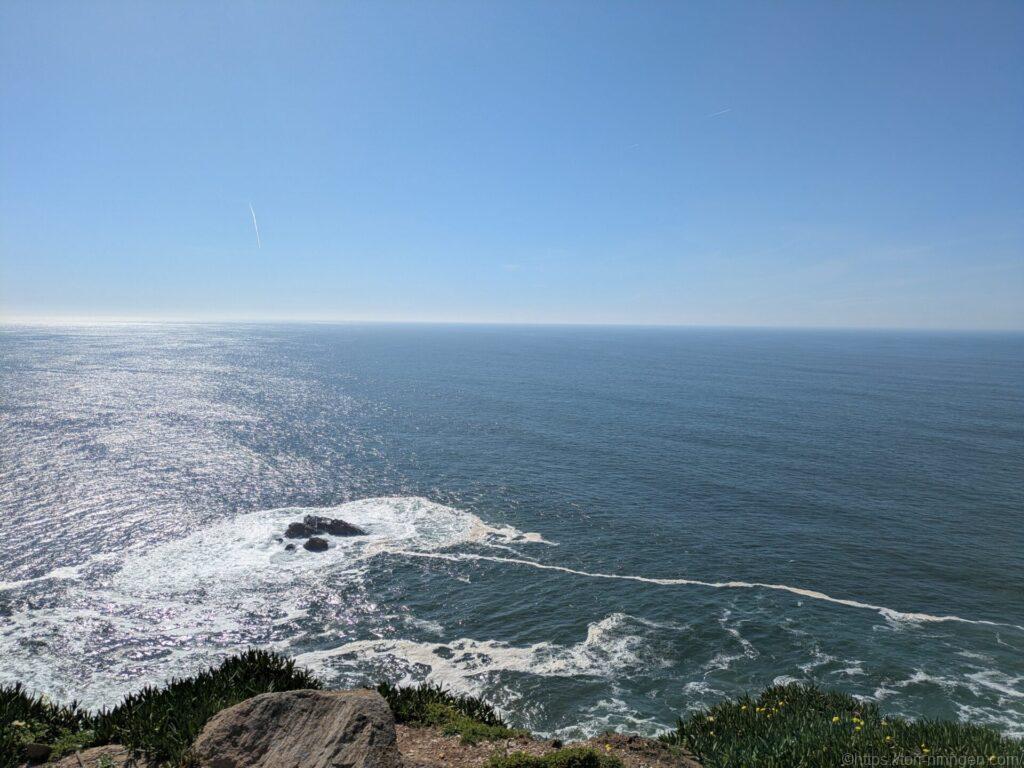 ロカ岬から撮影した海の写真